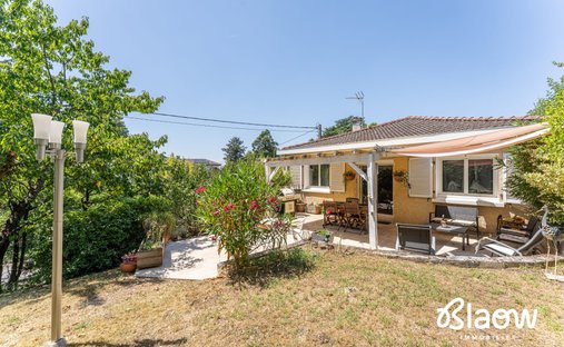 Casa en Meyzieu, Auvernia-Ródano-Alpes, Francia 1
