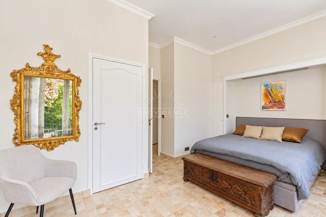 Villa in Cannes, Provence-Alpes-Côte d'Azur, France 5 - 18660853