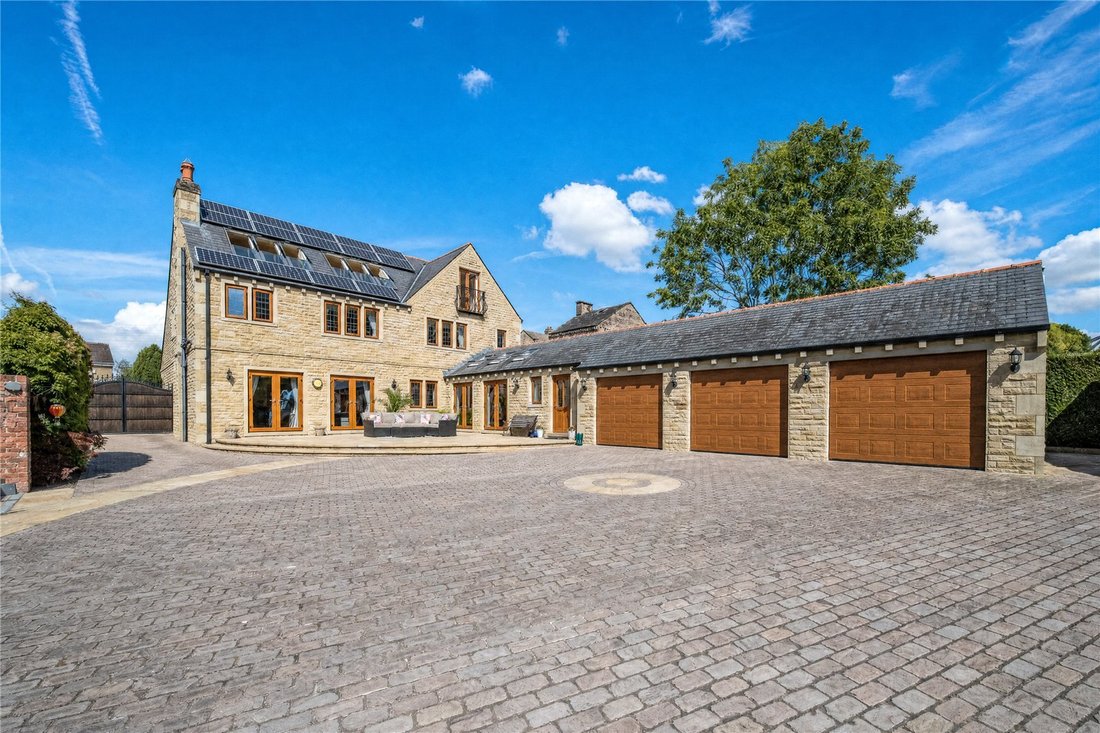 House in Gomersal, England 1 - 18850019