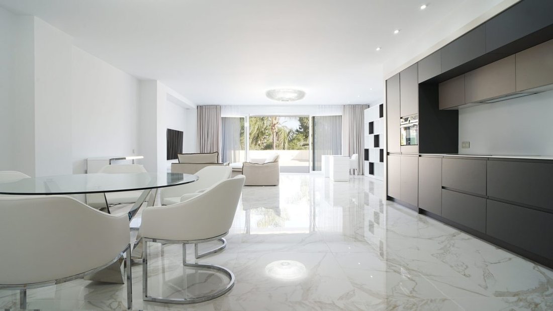 Appartamento a Puerto Banus, Marbella, Spagna 4 - 18859836