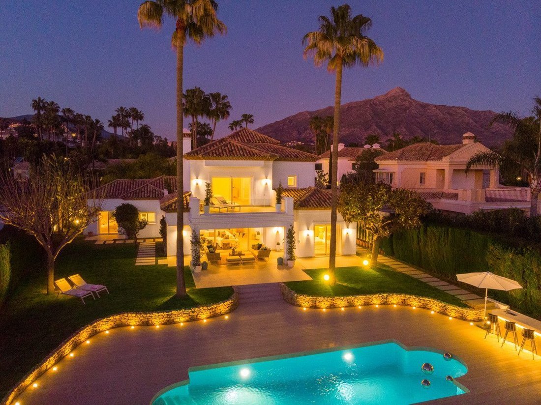 Villa in Nueva Andalucía, Marbella, Spanien 5 - 18859490