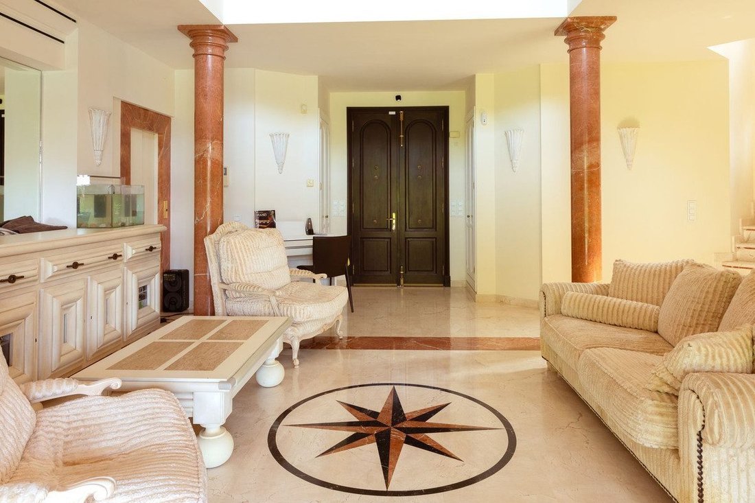 Villa à Sierra Blanca, Marbella, Espagne 5 - 18857029