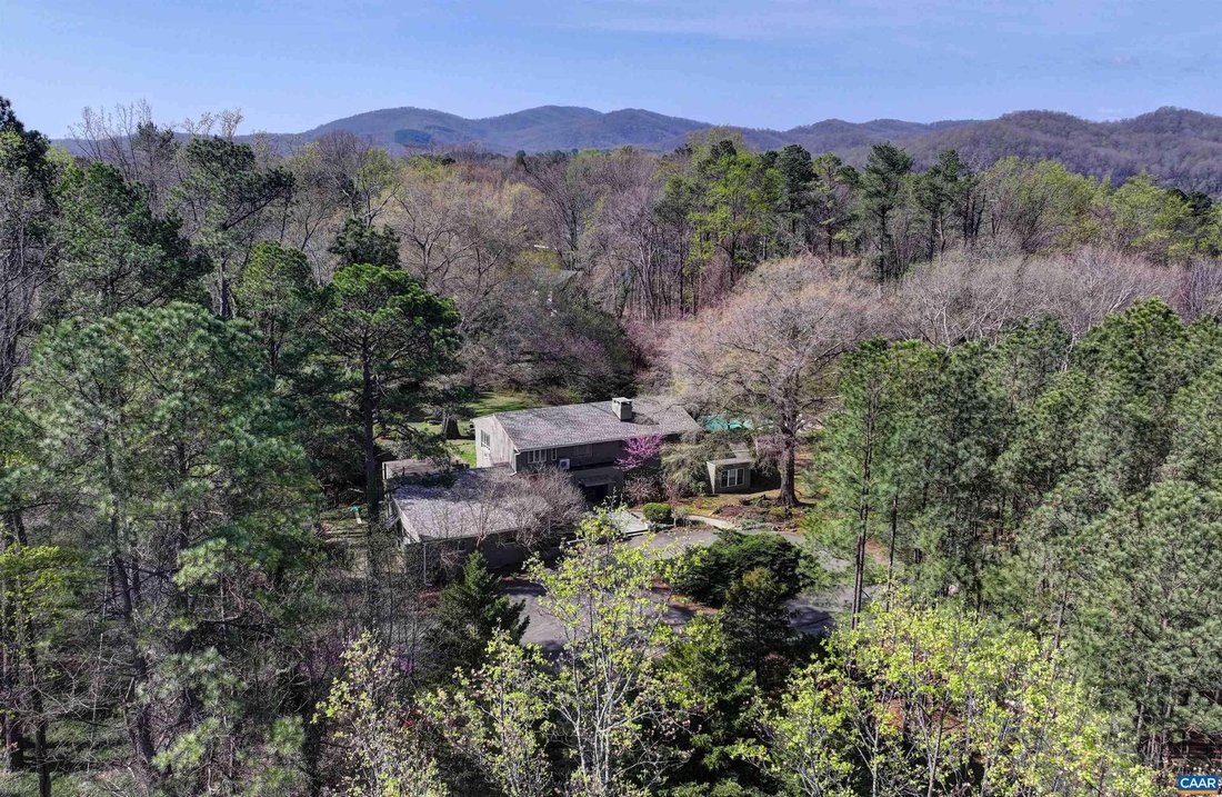 House in Charlottesville, Virginia, United States 1 - 18846015