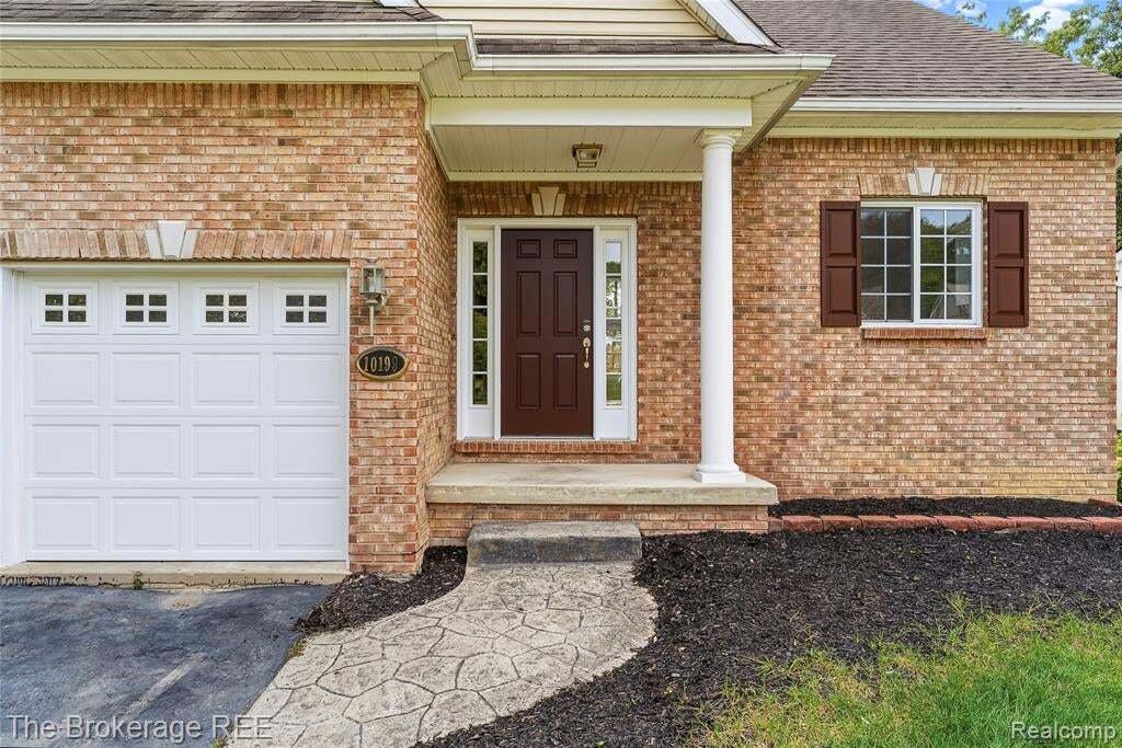 House in Grand Blanc Township, Michigan, United States 4 - 18846476