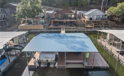 House in Sunrise Beach, Missouri, United States 1