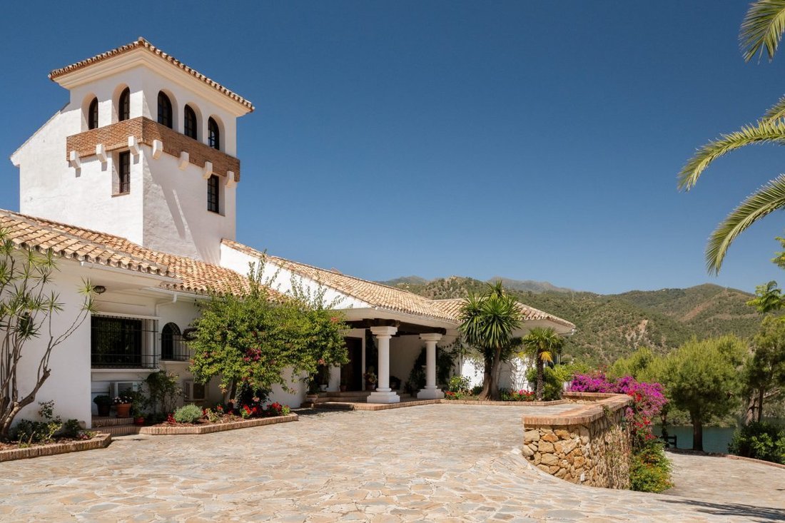 Villa in Istan, Andalusia, Spain 2 - 18857502