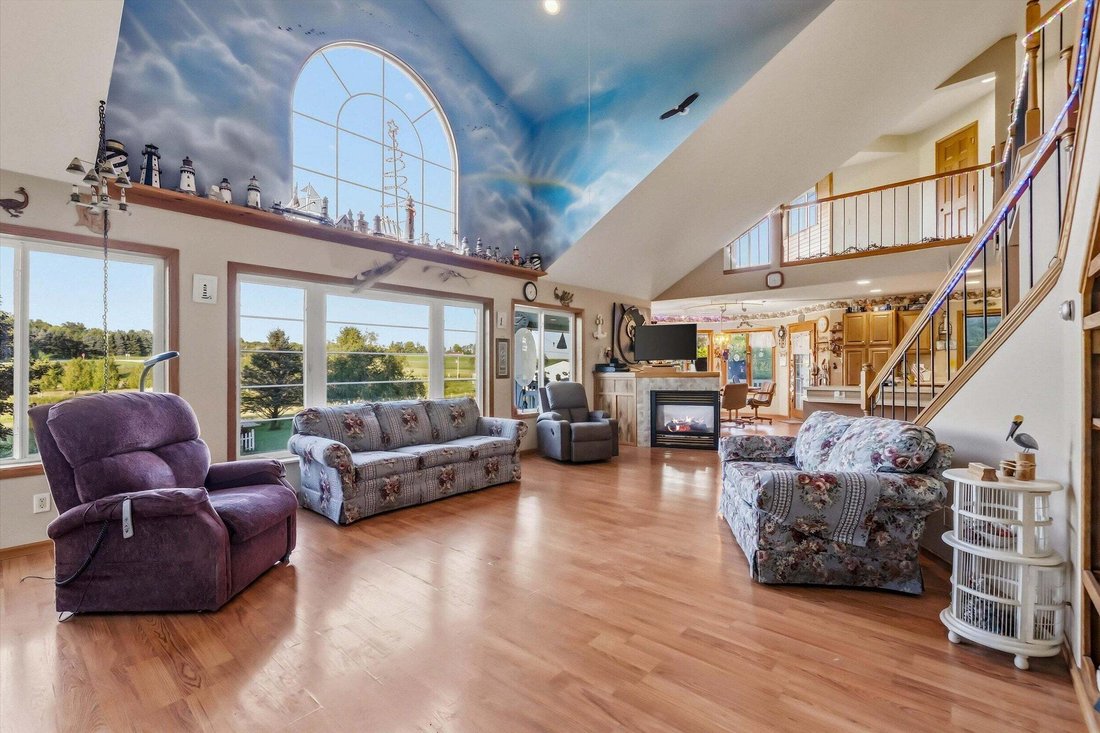 House in Cascade, Wisconsin, United States 4 - 18844757