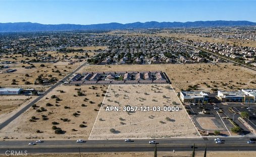 Terrain à Hesperia, Californie, États-Unis 1