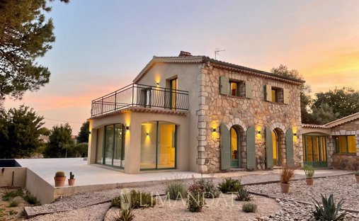 Villa in La Constance-Le Puy, Antibes, France 1