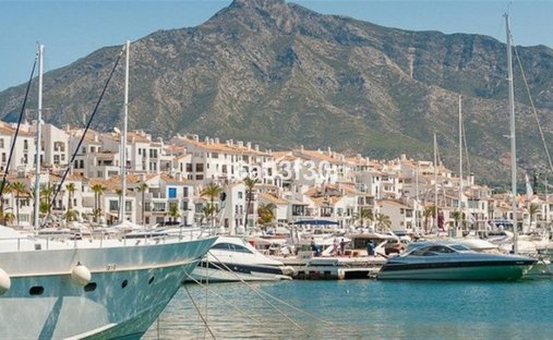 Townhouse en San Pedro Alcántara, Andalucía, España 1