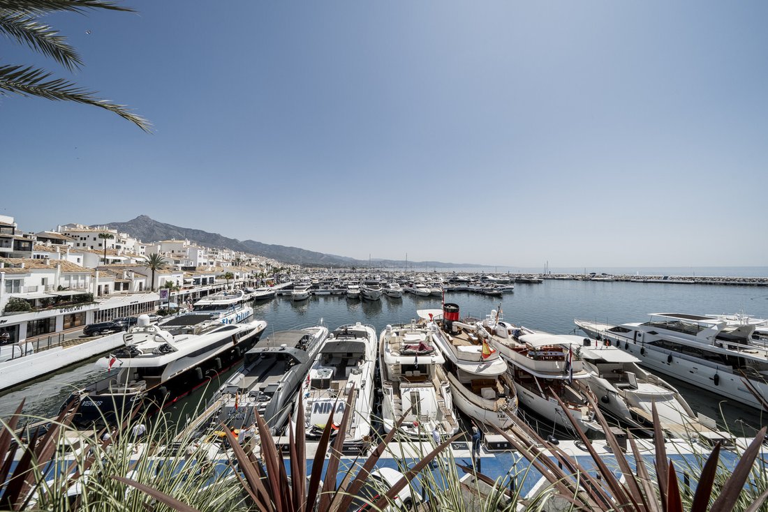 House in Puerto Banus, Marbella, Spain 2 - 18854838