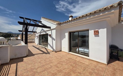Apartment in Casares, Andalusia, Spain 1