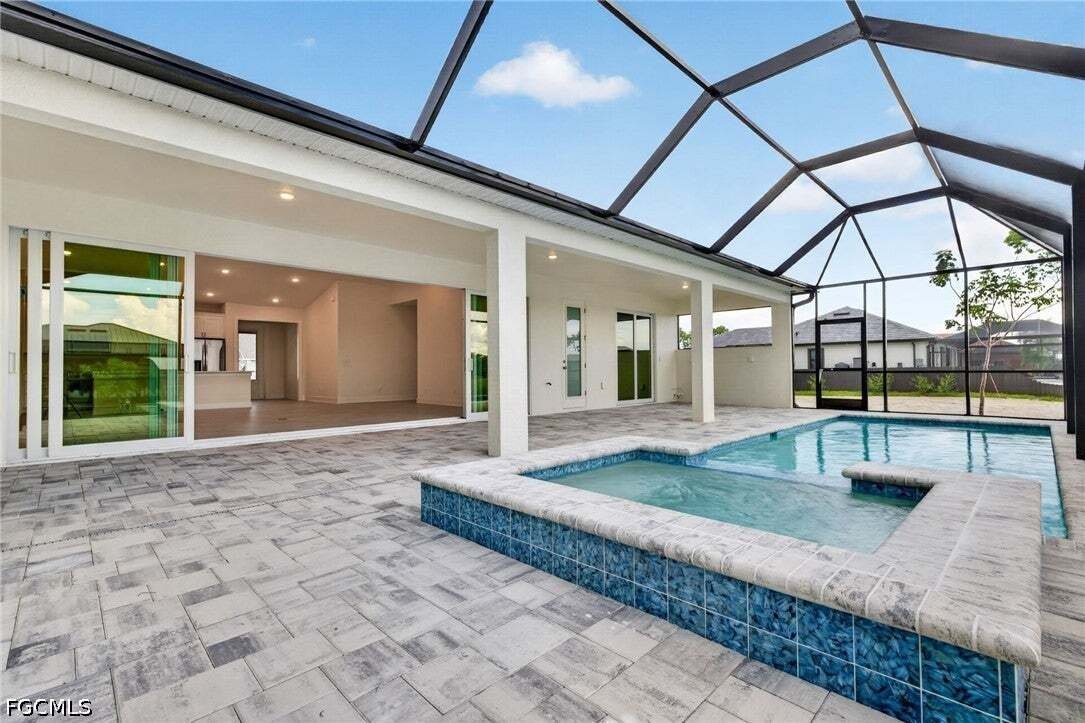 Casa a Cape Coral, Florida, Stati Uniti 2 - 18845286