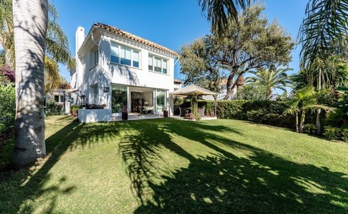 Villa in Sitio de Calahonda, Mijas, Spain 1