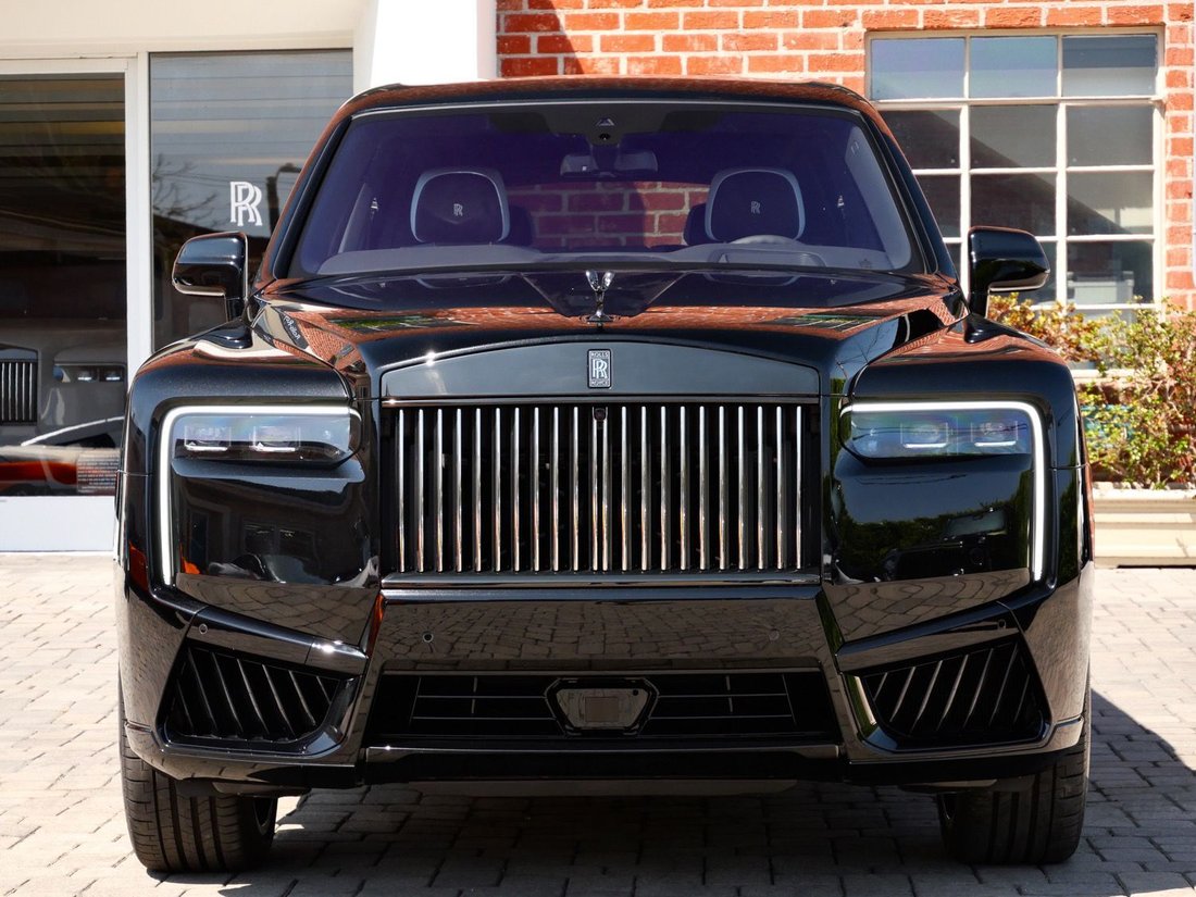 Suv in Beverly Hills, CA, United States 5 - 18850289