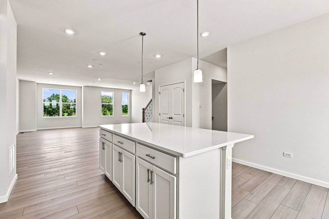 Townhouse in Naperville, Illinois, United States 4 - 18718820