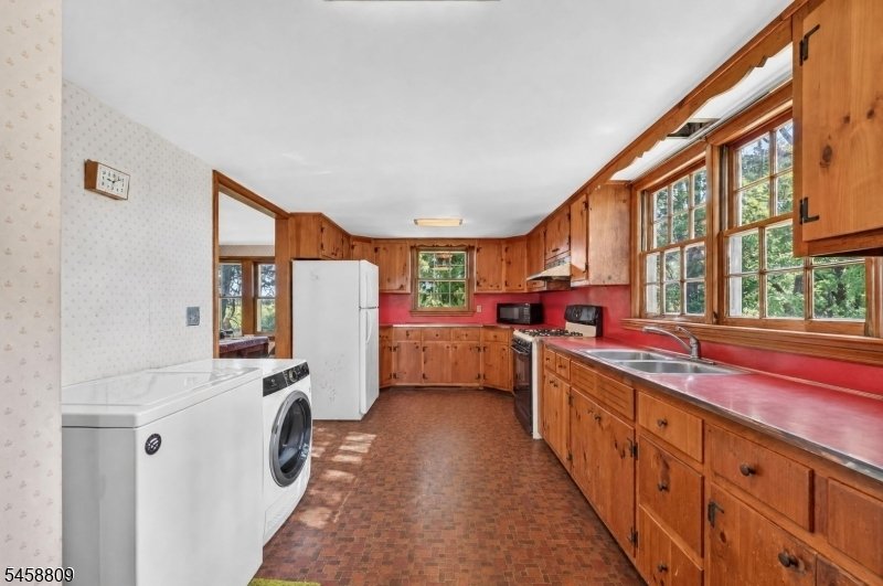 House in Hillsborough Twp., New Jersey, United States 3 - 18850503