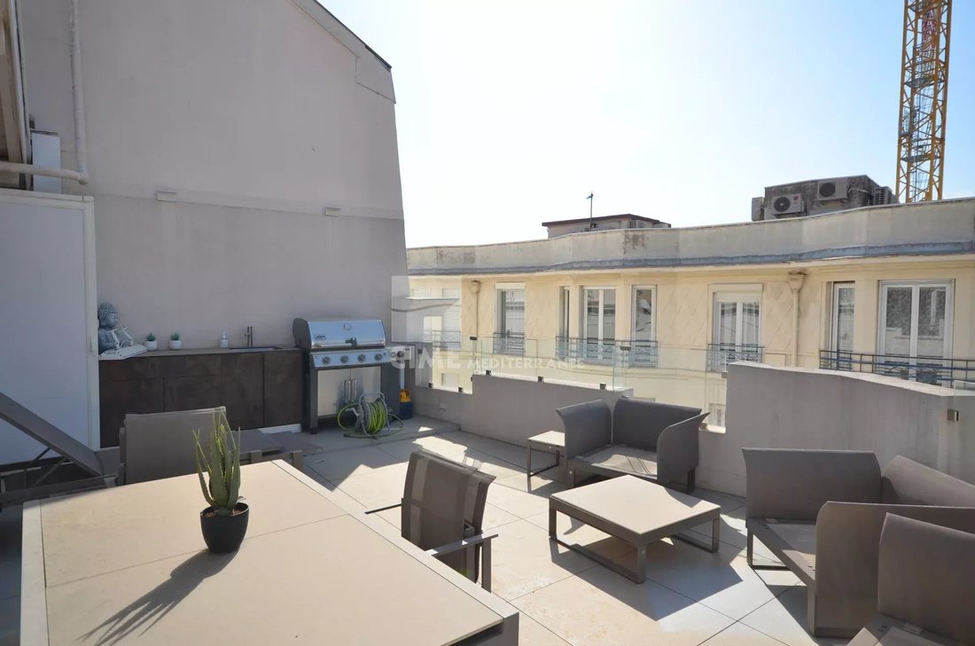 Appartement à Cannes, Provence-Alpes-Côte d'Azur, France 2 - 18843979