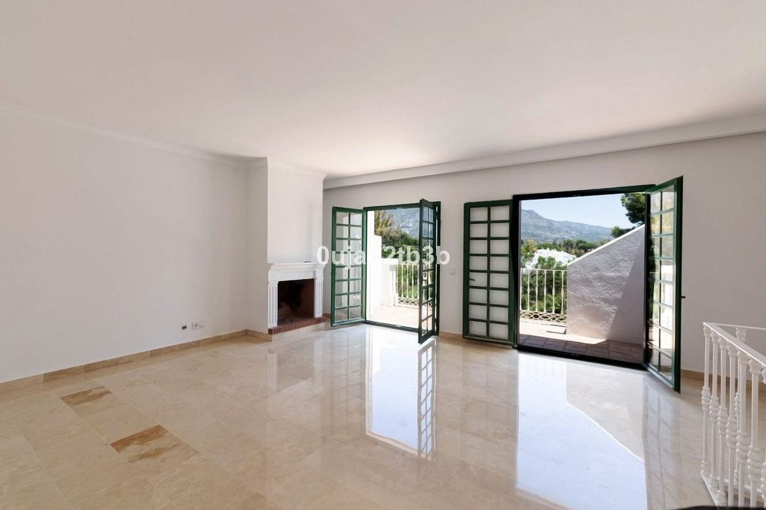 Townhouse in Puerto Banus, Marbella, Spain 5 - 18857409