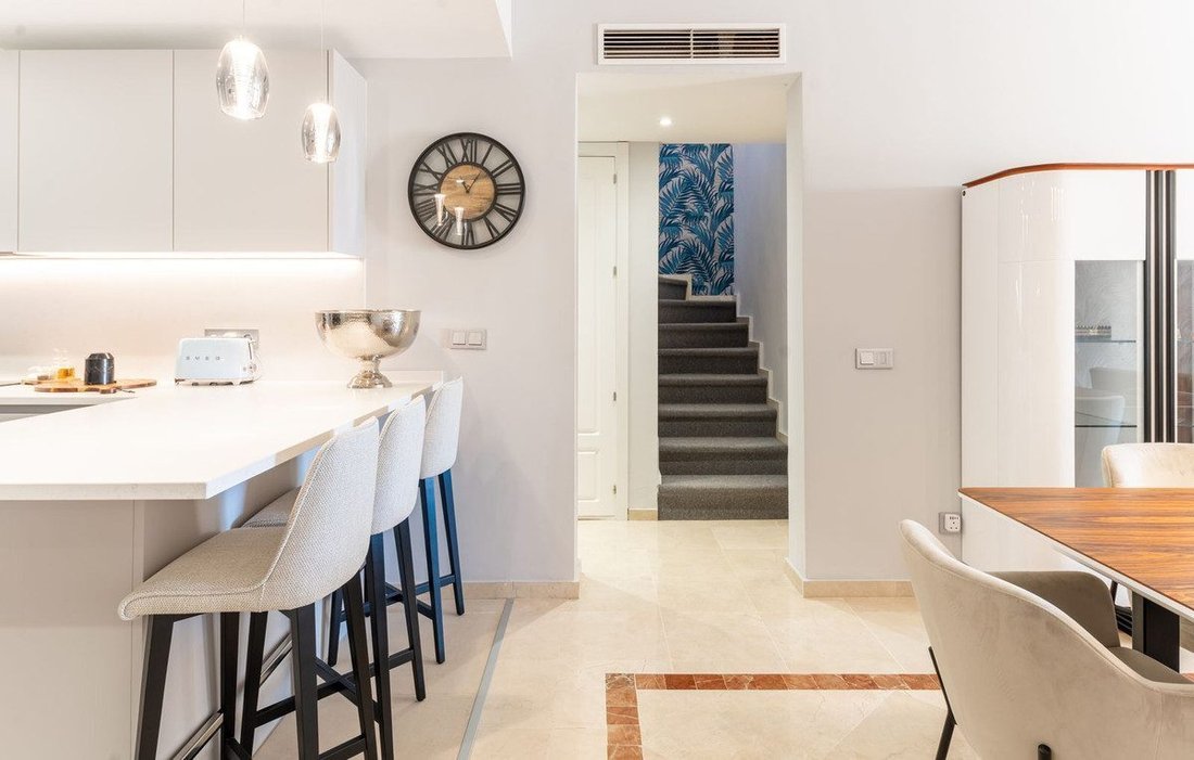 Wohnung in Estepona, Andalusien, Spanien 4 - 18860066
