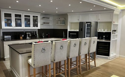 Apartamento en Playa Puerto Banús, Marbella, España 1