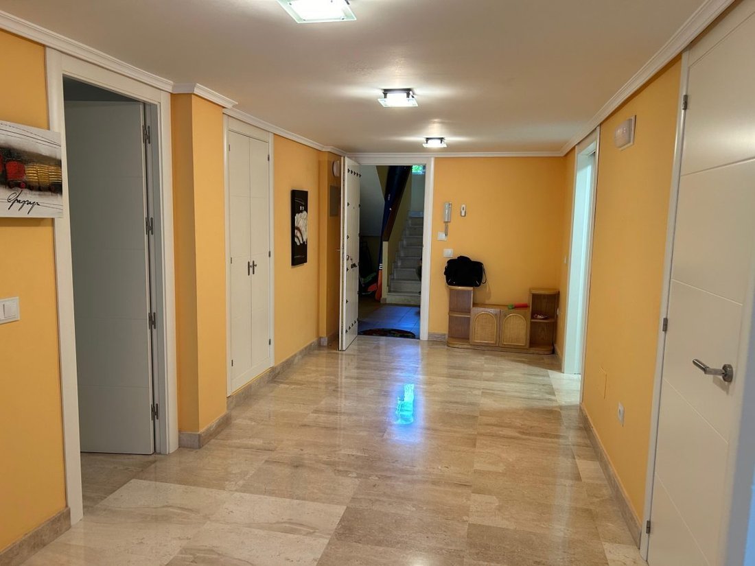 Apartment in Elviria-Cabopino, Marbella, Spain 5 - 18859213