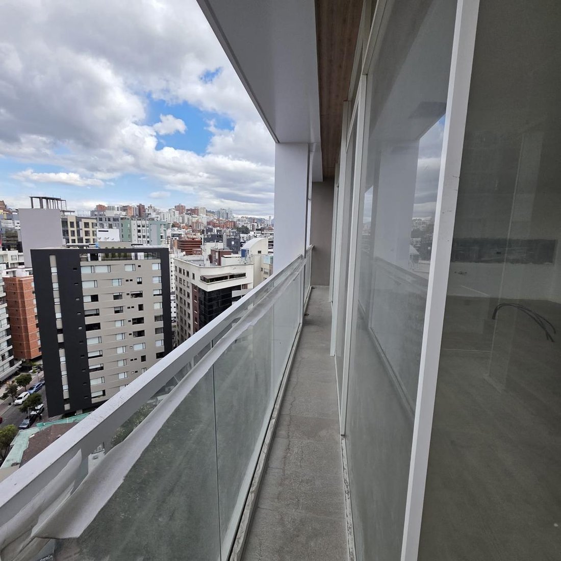 Appartamento a Quito, Provincia del Pichincha, Ecuador 5 - 18856291
