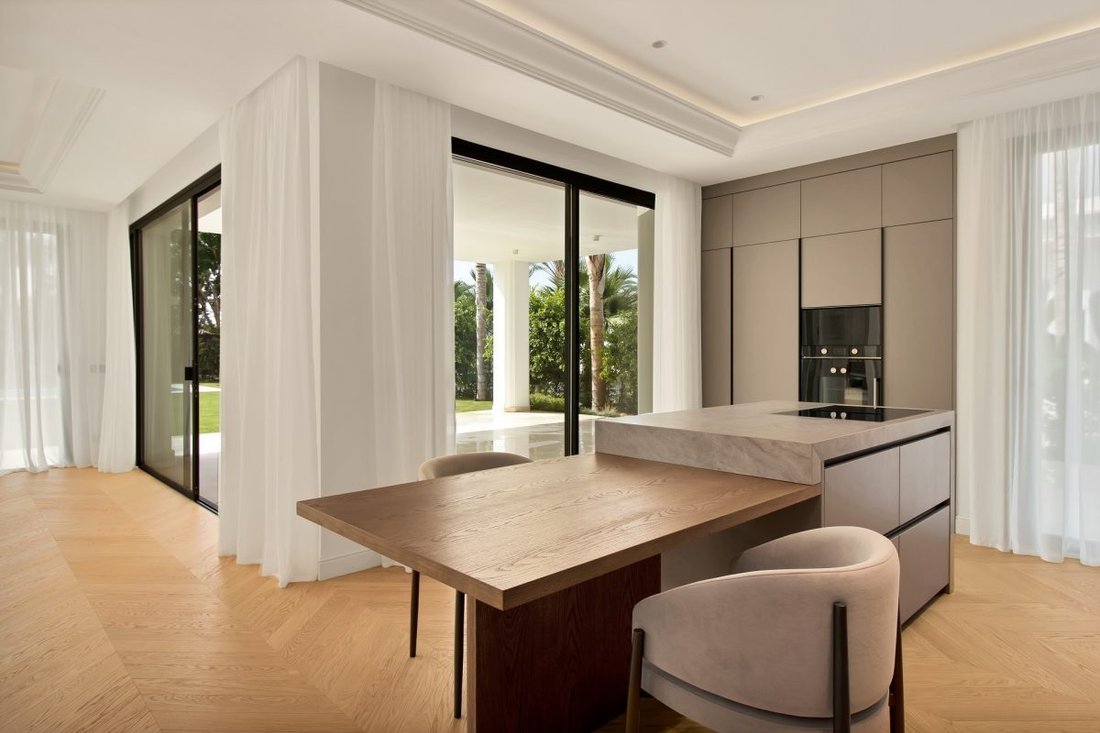 Villa in Marbella, Andalusia, Spain 3 - 18859804