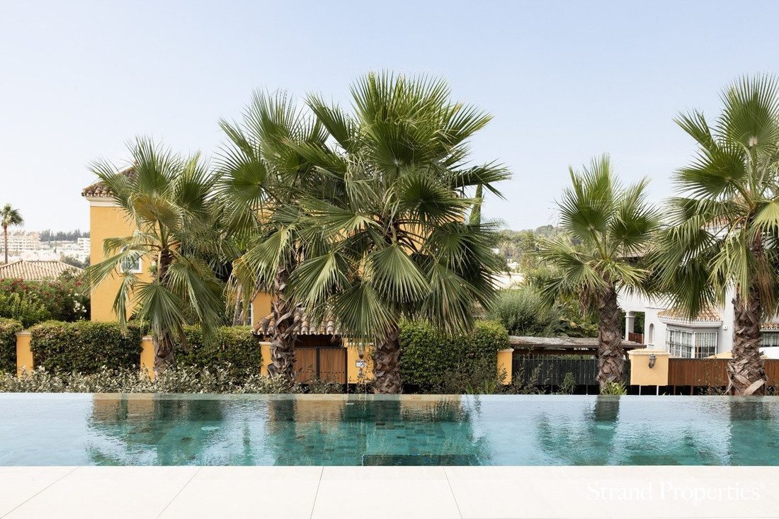 Villa à Puerto Banús, Marbella, Espagne 5 - 18859502