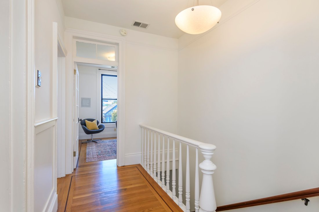 Condo in San Francisco, California, United States 3 - 18849286