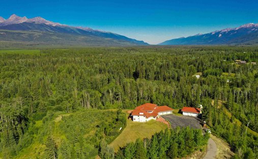 House in Valemount, British Columbia, Canada 1