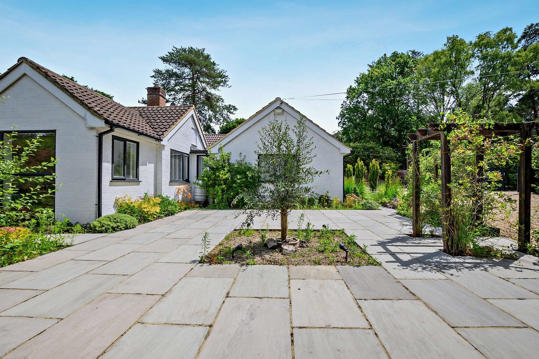 Bungalow en Guildford, Inglaterra 3 - 18236998