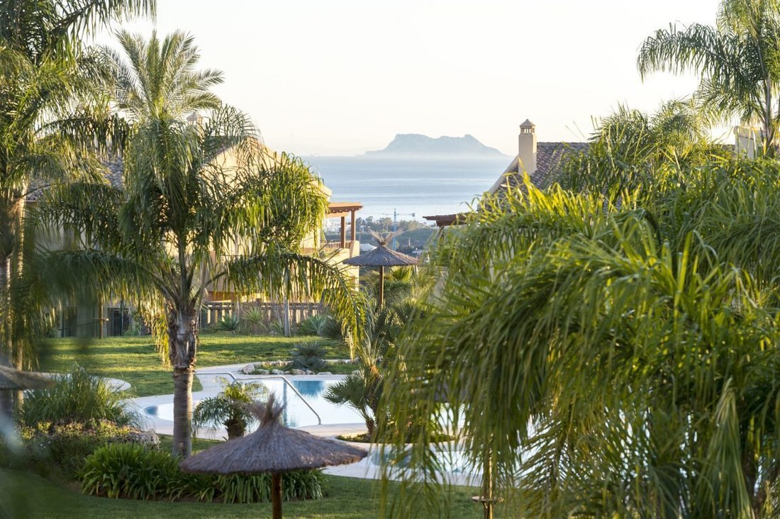 Apartment in Benahavis, Andalusia, Spain 1 - 18860245