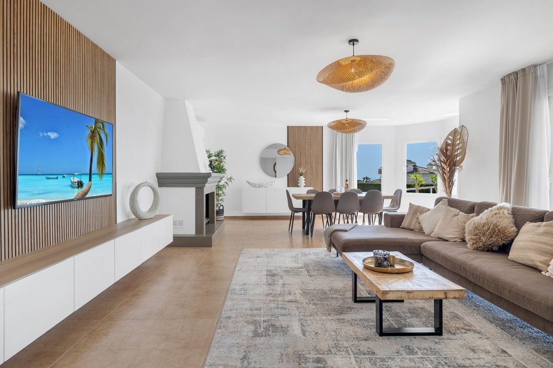 Villa a Estepona, Andalusia, Spagna 4 - 18857453