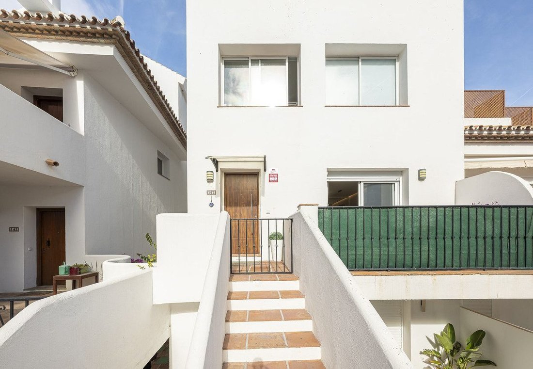 Apartment in Nueva Andalucia, Marbella, Spain 4 - 18859310
