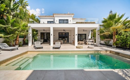 Villa in Centro, Malaga, Spain 1