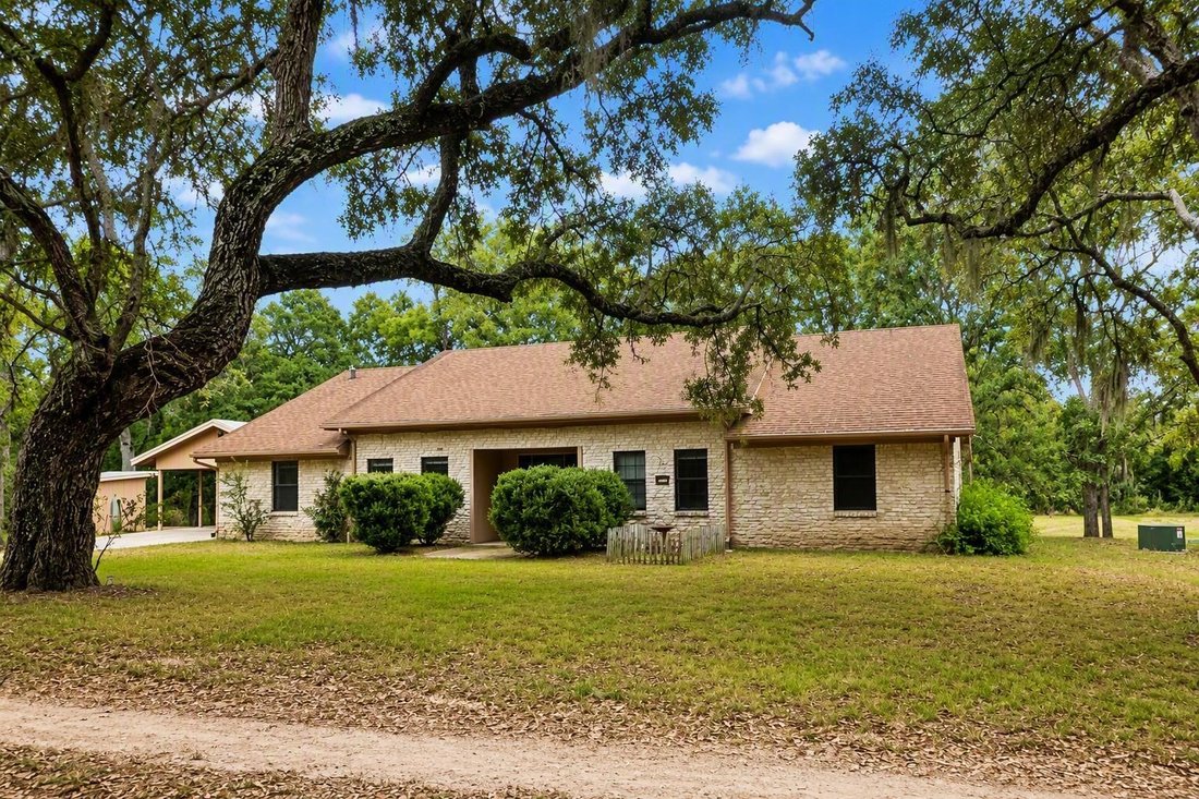 House in Columbus, Texas, United States 1 - 18847090