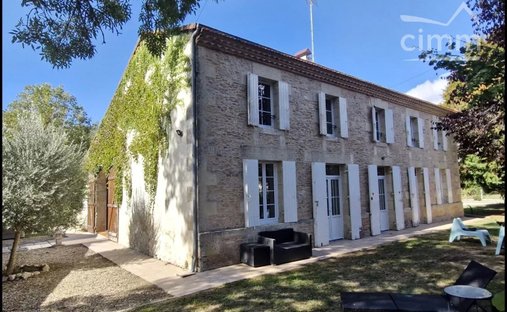House in Cartelegue, Nouvelle-Aquitaine, France 1