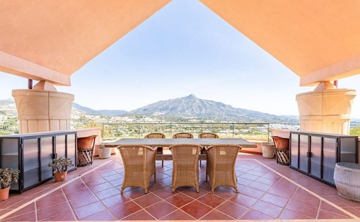 Apartment in Puerto Banus, Marbella, Spain 1