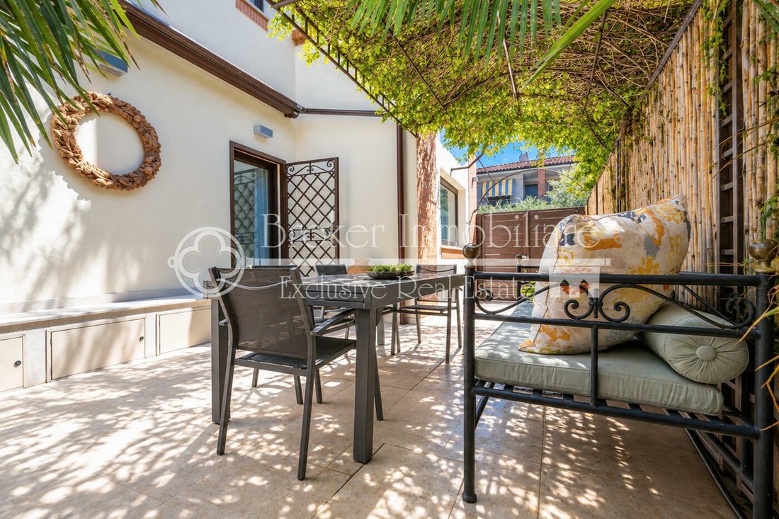 Villa in Centro, Forte dei Marmi, Tuscany 4 - 18855076