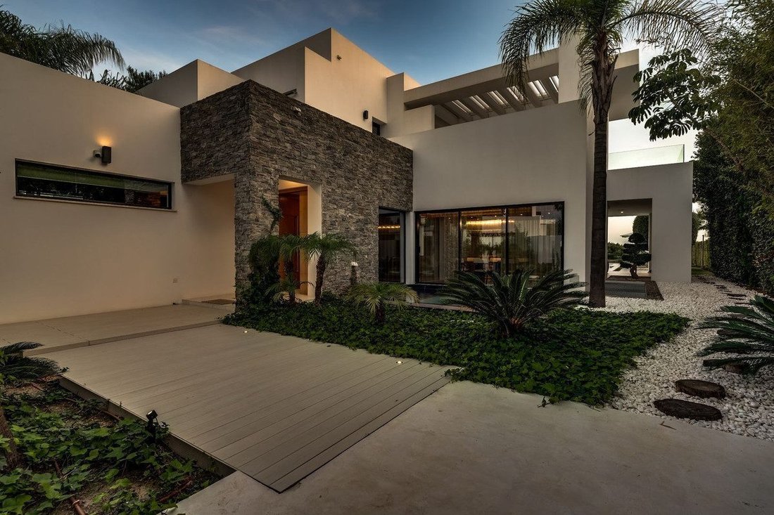 Villa in Marbella, Andalusia, Spain 2 - 18860114
