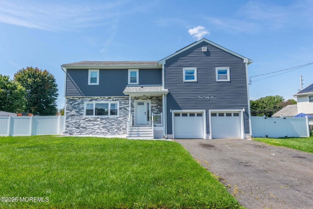 House in Aberdeen Township, New Jersey, United States 1 - 18845326