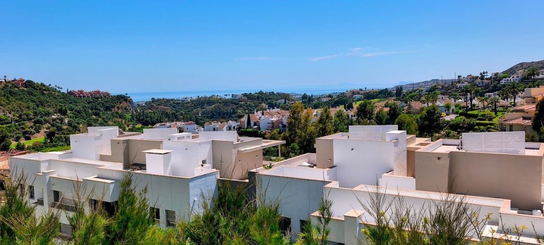 Apartment in Benahavis, Andalusia, Spain 4 - 18859048