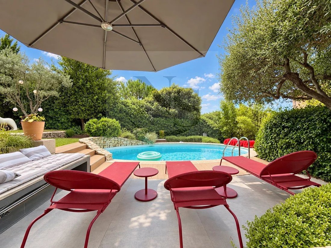 Villa in Comtale-Cente-Cours Mirabeau, Aix-en-Provence, France 3 - 18855065