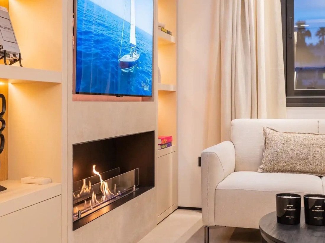 Apartment in Puerto Banus, Marbella, Spain 2 - 18856663