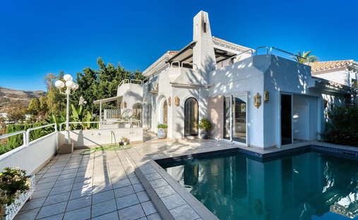 Villa in Nueva Andalucia, Marbella, Spain 1