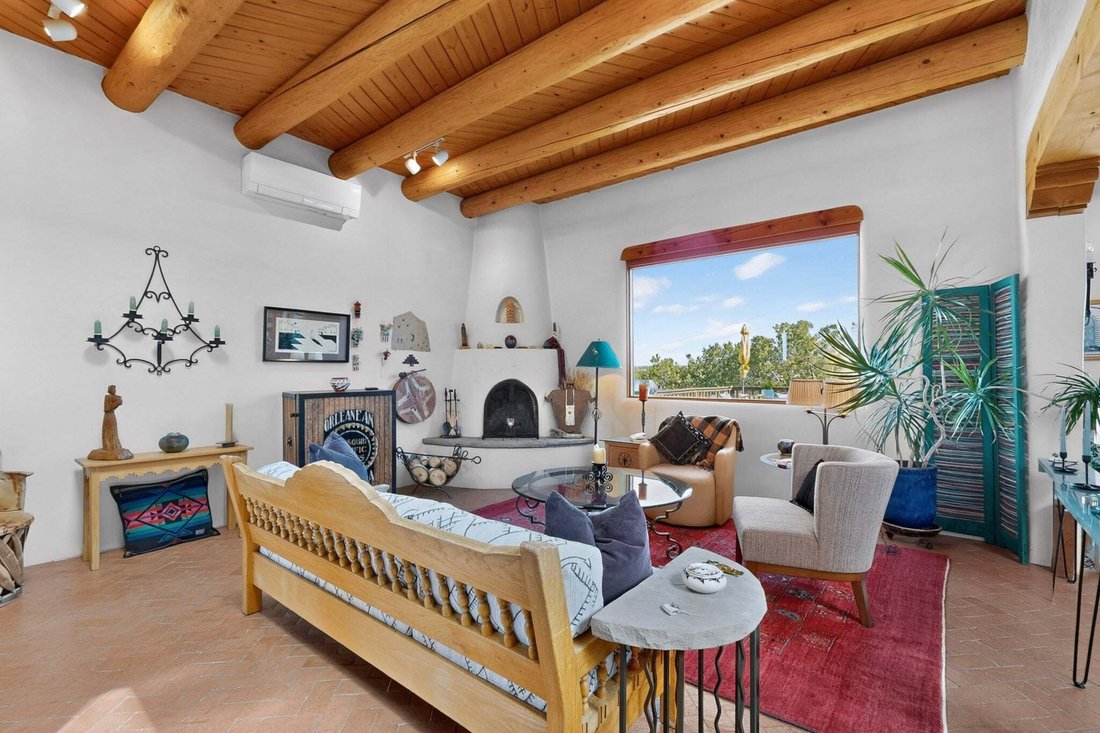 House in Santa Fe, New Mexico, United States 5 - 18851109