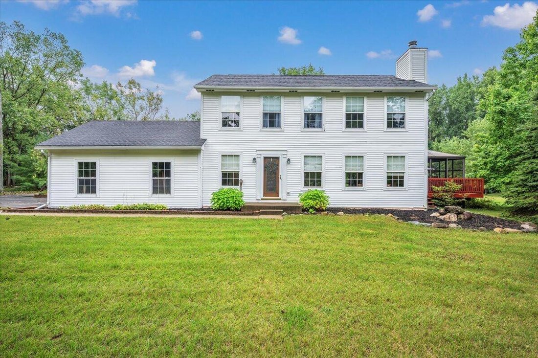 House in Hartland, Michigan, United States 1 - 18849782