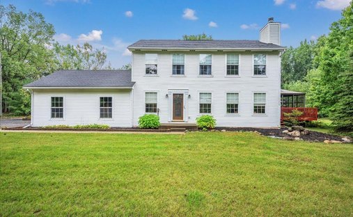 House in Hartland, Michigan, United States 1