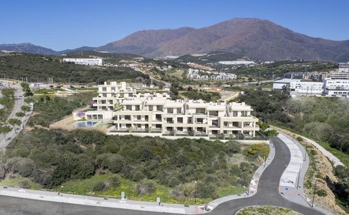 Appartamento a Estepona, Andalusia, Spagna 1